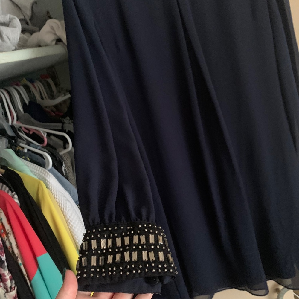Long sleeve shift dress!
